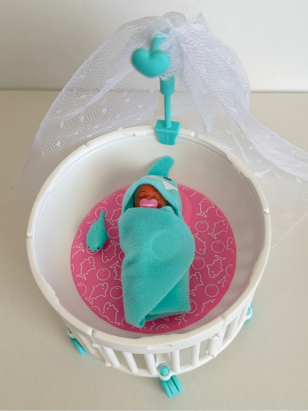 Zuru Mini Brands Baby Series 2 | BLUE CRIB | Mini Brands Blue crib with baby
